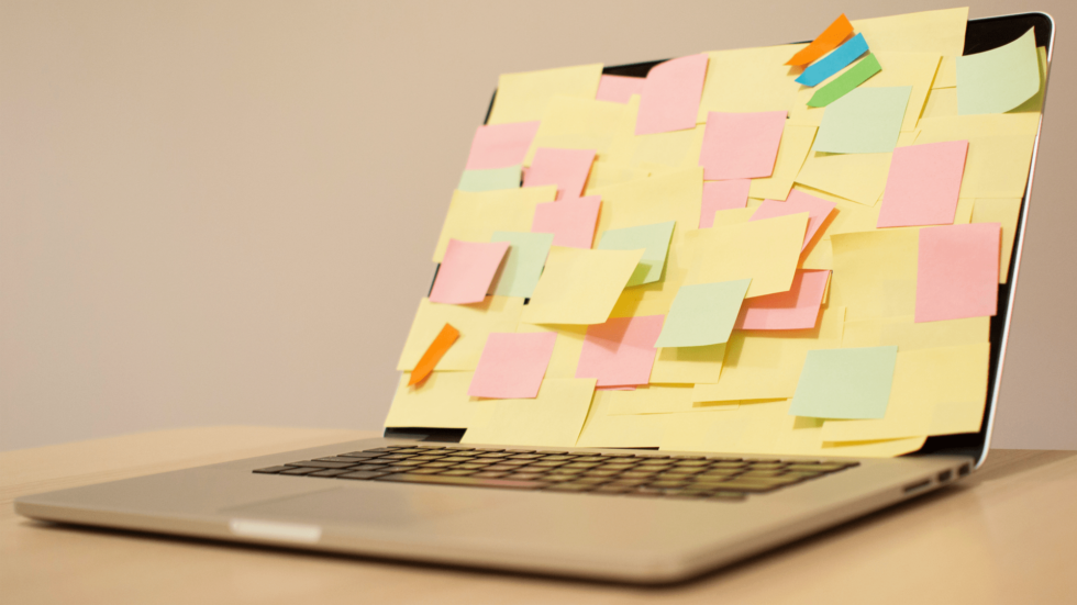 sticky notes on laptop